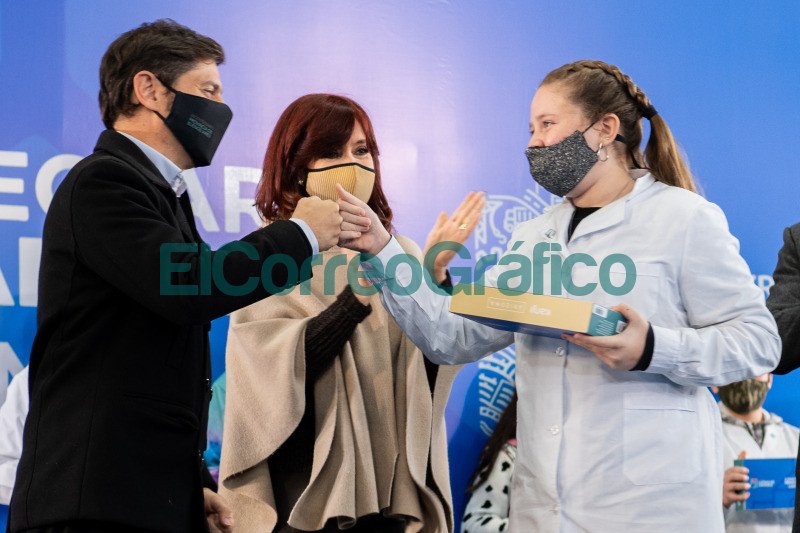 Se entregaron 10 mil tablets a estudiantes de nivel primario en Lomas de Zamora 4