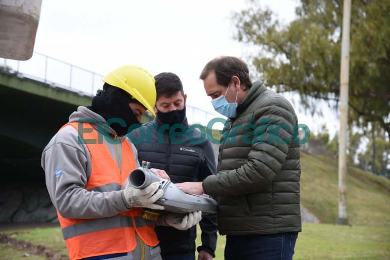instalacion de nuevas columnas LED en una zona vital de Tolosa 1