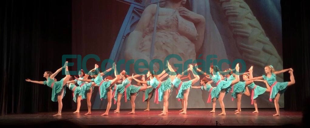 Se inaugura el 7º Ciclo de Danza en el Pasaje Dardo Rocha Ciclo de Danza en el Pasaje Dardo Rocha