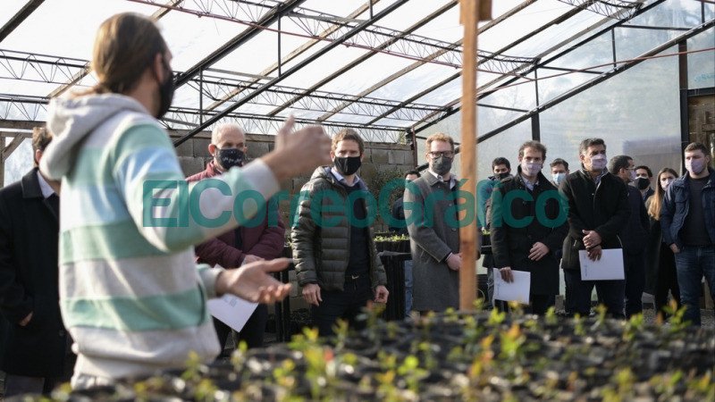 El OPDS firma convenios con municipios para consolidar una red de viveros productivos El OPDS firma convenios con municipios para consolidar una red de viveros productivos 10