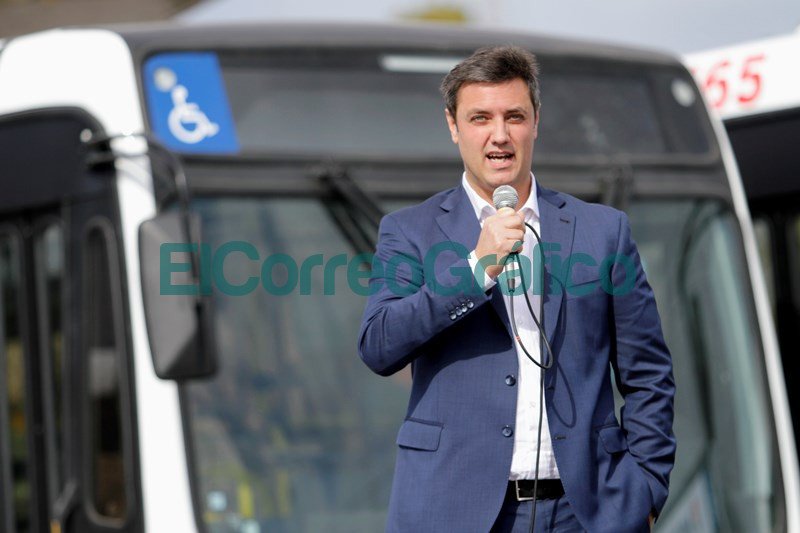 Kicillof participo en San Martin de inversiones en transporte publico 2