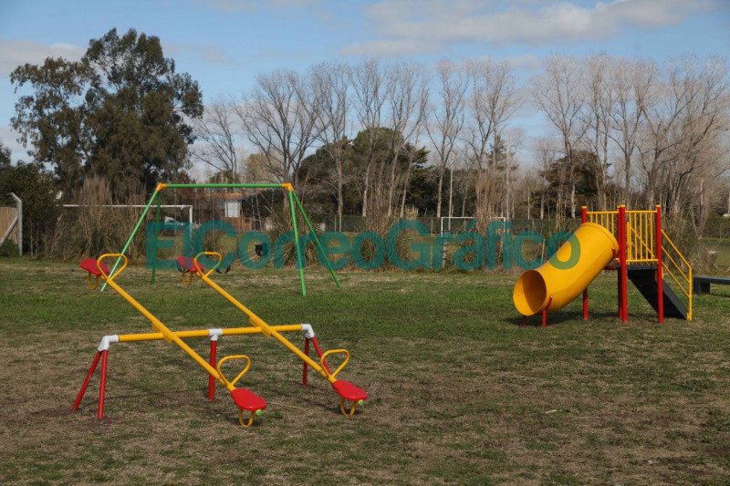 La plaza de Los Porteños, renovada y con nuevo sector de juegos infantiles La plaza de Los Portenos renovada y con nuevo sector de juegos infantiles