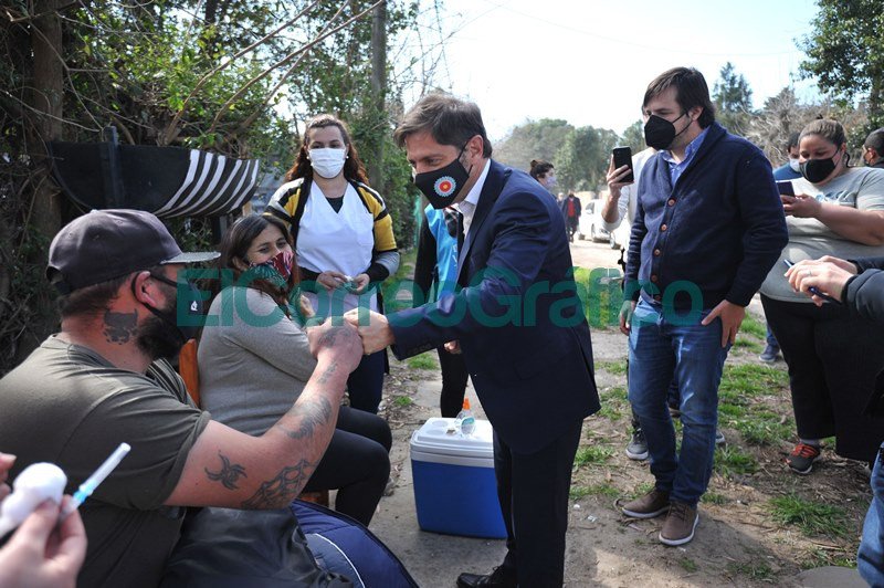 Provincia avanza con los operativos de vacunación casa por casa Provincia avanza con los operativos de vacunacion casa por casa 3