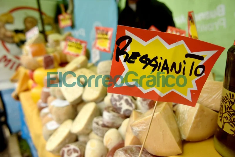 Con un novedoso sector de fiambres, sigue vigente el acuerdo de precios en el Mercado Central Con un novedoso sector de fiambres sigue vigente el acuerdo de precios en el Mercado Central