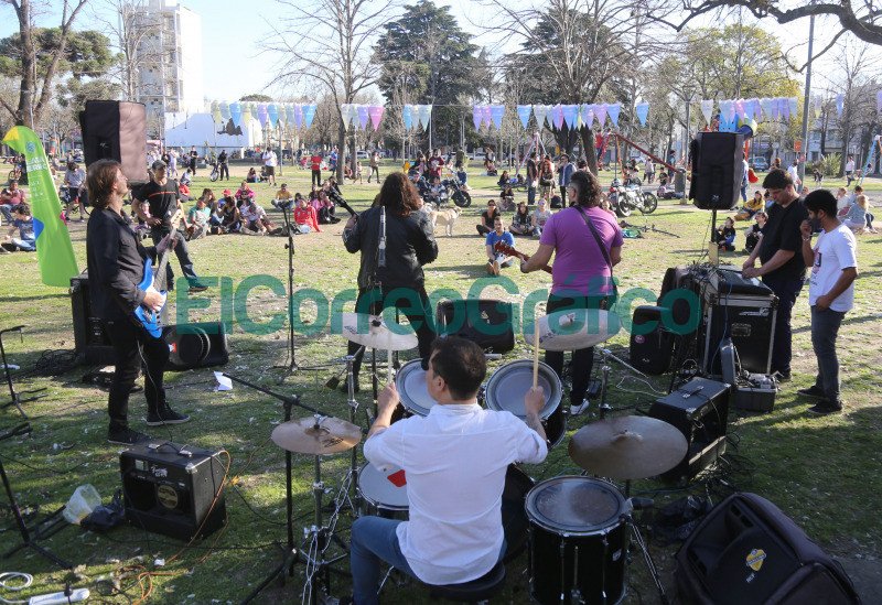“Cultura en la Calle”: Más de 130 artistas salieron a escena este fin de semana en espacios públicos Cultura en la Calle Mas de 130 artistas salieron a escena este fin de semana en espacios publicos 3