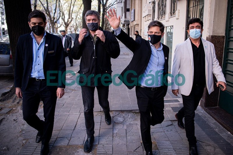 Kicillof tomó juramento a los nuevos ministros del gabinete provincial Kicillof tomo juramento a los nuevos ministros del gabinete provincial 1