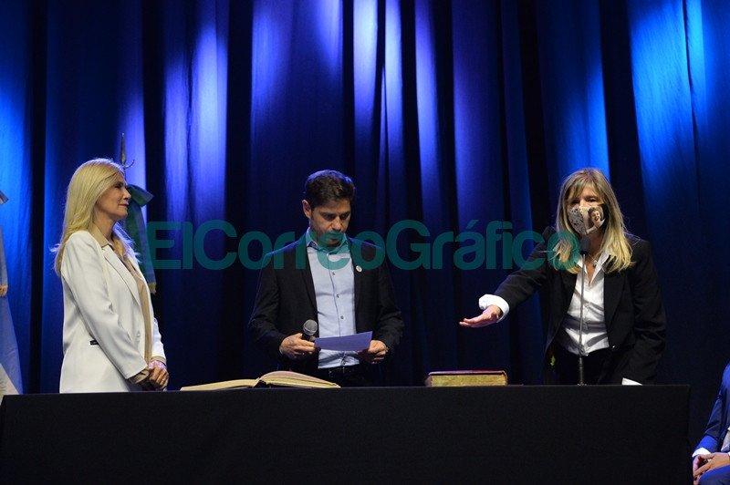 Kicillof tomo juramento a los nuevos ministros del gabinete provincial 5