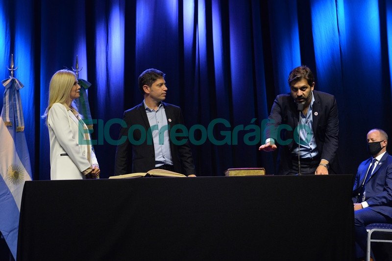Kicillof tomó juramento a los nuevos ministros del gabinete provincial Kicillof tomo juramento a los nuevos ministros del gabinete provincial 6