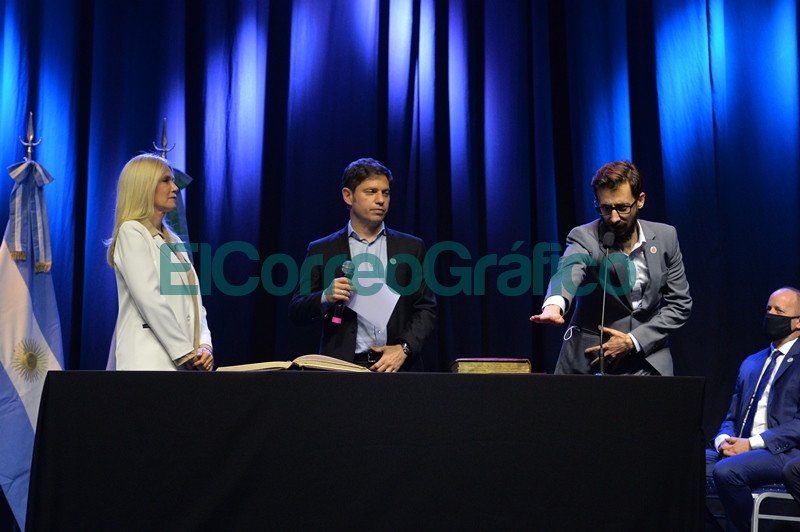 Kicillof tomó juramento a los nuevos ministros del gabinete provincial Kicillof tomo juramento a los nuevos ministros del gabinete provincial 8