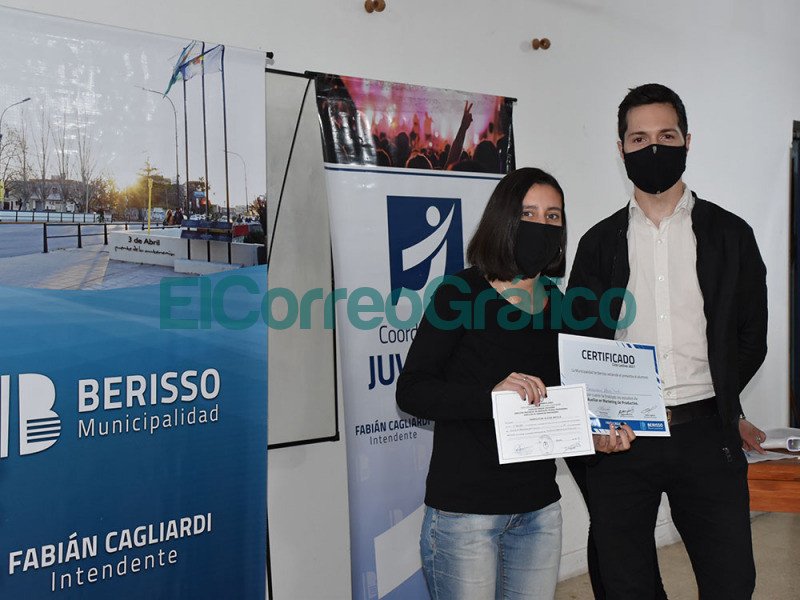 Mas de 25 jovenes finalizaron la formacion vinculados con el desarrollo productivo 1