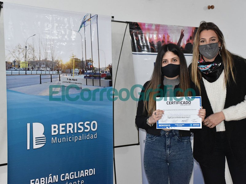 Mas de 25 jovenes finalizaron la formacion vinculados con el desarrollo productivo 3