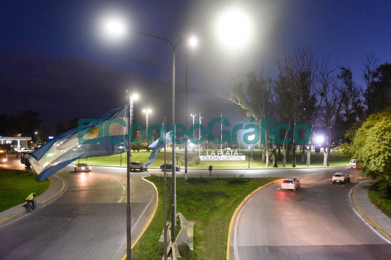 Renovacion del alumbrado publico en la rotonda de Avenida 120 y 32