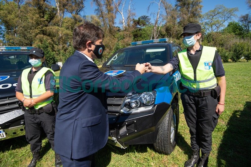 Kicillof de campana en muncipios afines 54 patrulleros en Pilar 2