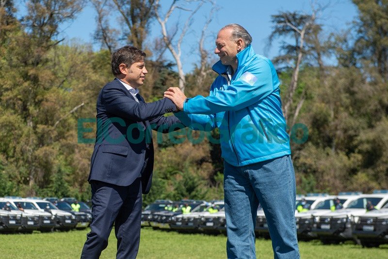Kicillof de campana en muncipios afines 54 patrulleros en Pilar 3