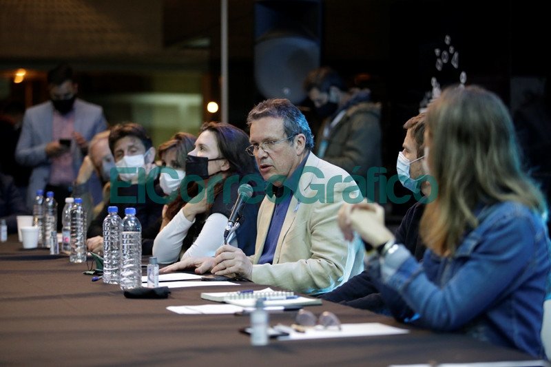 A la pesca de votos: Kicillof se reunió con empresarios del turismo y el espectáculo Kicillof se reunio con empresarios del turismo y el espectaculo 2