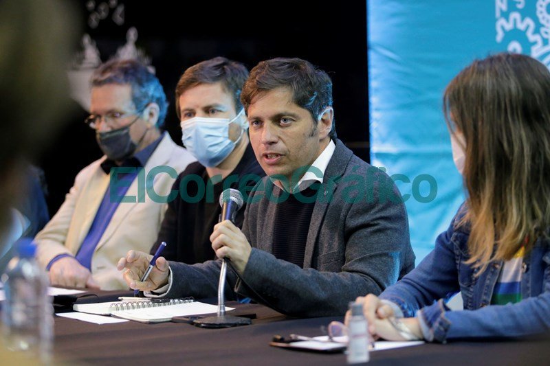 A la pesca de votos: Kicillof se reunió con empresarios del turismo y el espectáculo Kicillof se reunio con empresarios del turismo y el espectaculo 6
