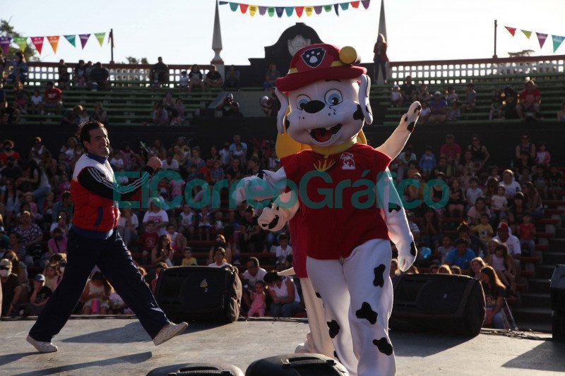 La Repu celebro los 70 anos de su fundacion 06