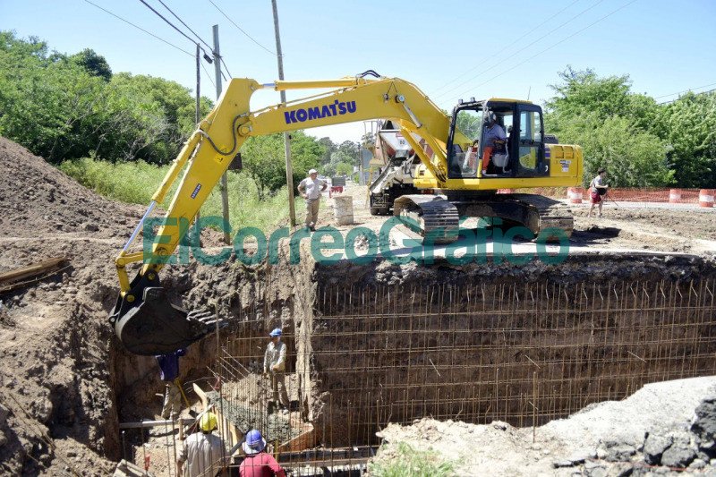 Avanza la reconstrucción del puente sobre el Arroyo Garibaldi y Avenida 7 Avanza la reconstruccion del puente sobre el Arroyo Garibaldi y Avenida 7 1