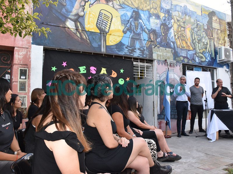 Entrega de diplomas de Lengua de Senas Argentina 3