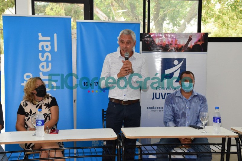 Lanzamiento del programa Punto Progresar en Berisso 3