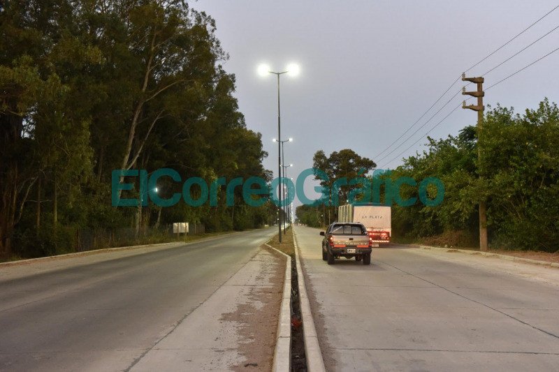 Finalizo el ensanche pavimentacion e iluminacion de la Avenida 66 1