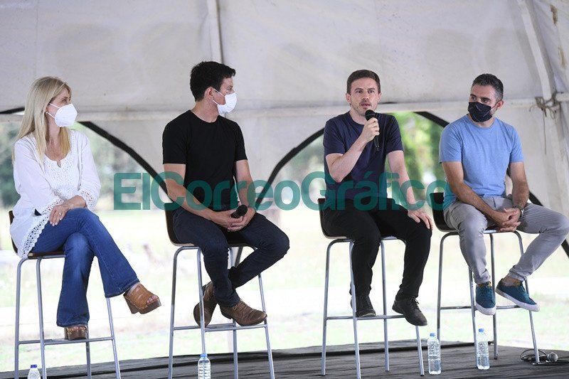 Kicillof anuncio vacunacion libre con tercera dosis para educacion y mayores de 50 07