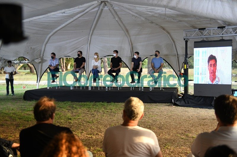 Kicillof anuncio vacunacion libre con tercera dosis para educacion y mayores de 50 08