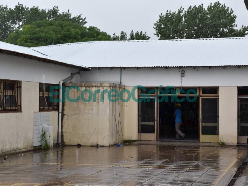 Paseo de funicionario provincial por el programa Escuelas a la Obra 1