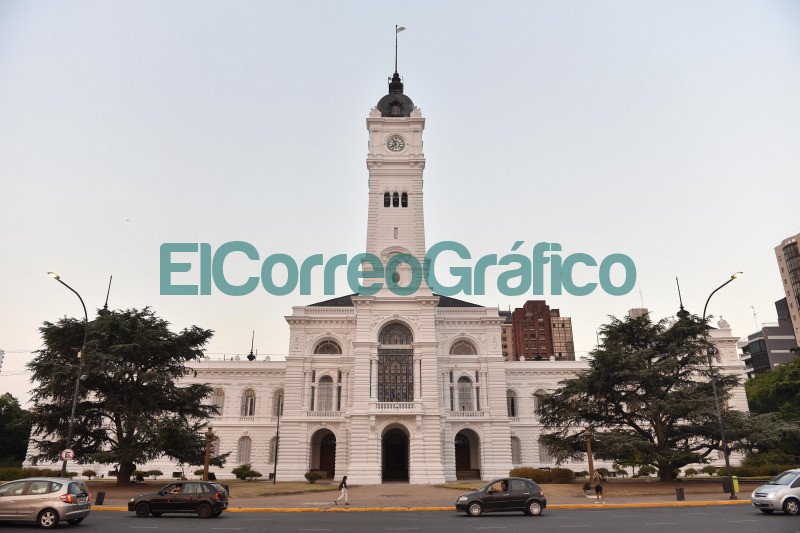 Renuevan la fachada del Palacio Municipal de La Plata 1