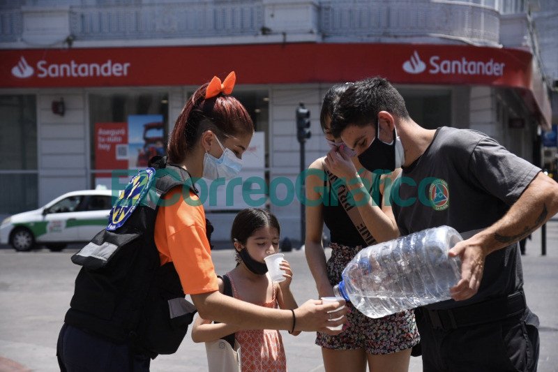 Se instalaron puntos de hidratacion en centros comerciales y espacios publicos 1