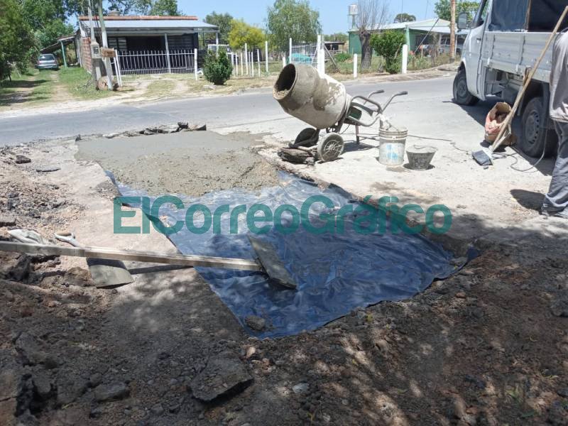 Tapado de bache en Ruta 15 en la entrada de la Linea 202 1