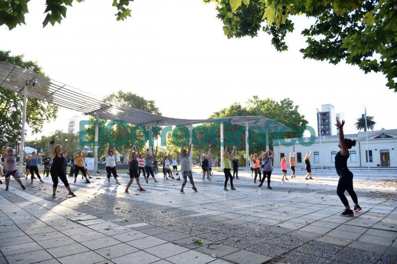 Extienden los programas de actividades físicas en espacios públicos Extienden los programas de actividades fisicas en espacios publicos 2