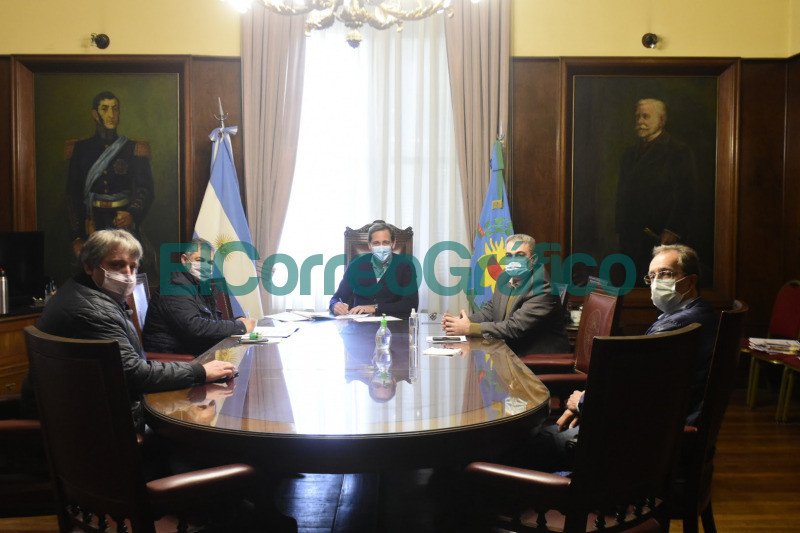 Inscripcion para cursos gratuitos de formacion profesional en la Republica de los Ninos 2