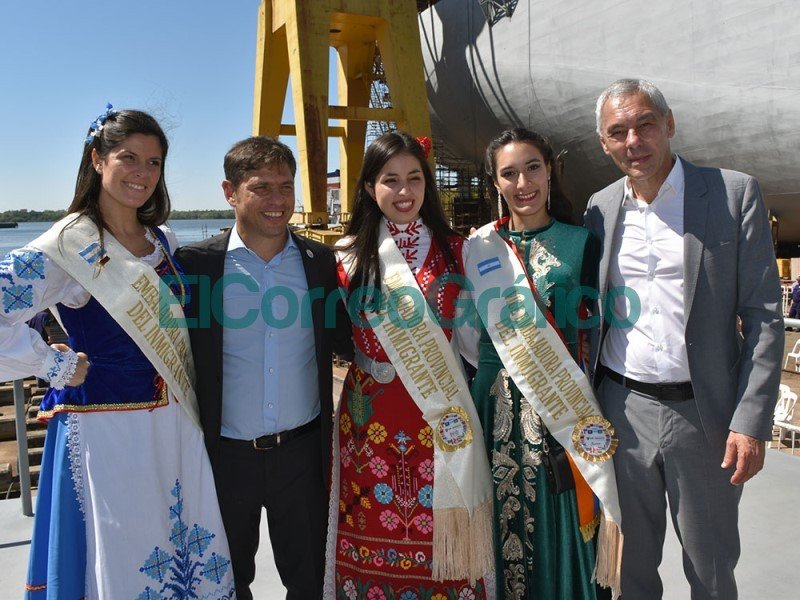 Botadura de embarcación construida en el Astillero Río Santiago Botadura de embarcacion construida en el Astillero Rio Santiago 4