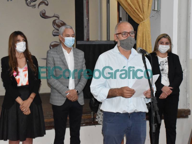 Cagliardi participo del acto de inicio del ciclo lectivo 3