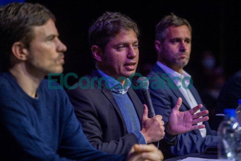 Kicillof encabezo la primera ronda de negocios de 2022 4