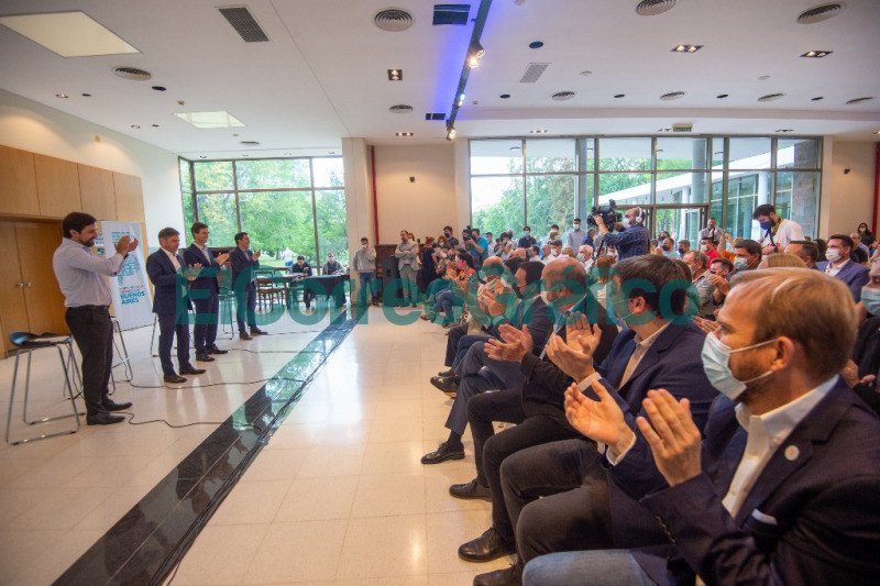 Kicillof firmo convenios para mejorar la infraestructura sanitaria en 28 municipios 1
