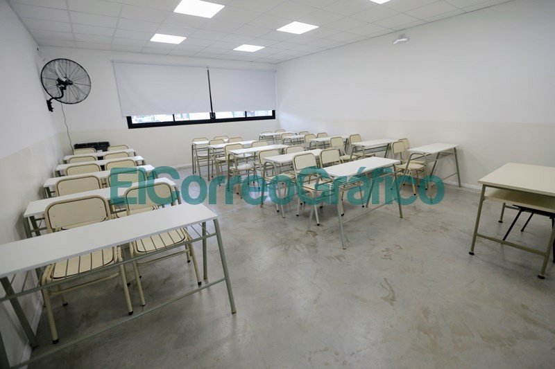 Kicillof y Alak inauguraron edificio de la Escuela de Cadetes de Penitenciarios 6