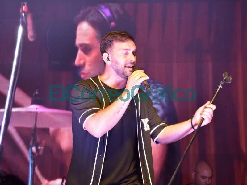 Odino Faccia realizo su recital por la Paz 2