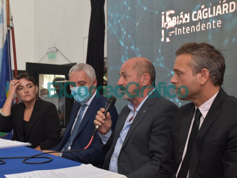 Puras promesas del gerente Cagliardi en la apertura de sesiones del Concejo 1