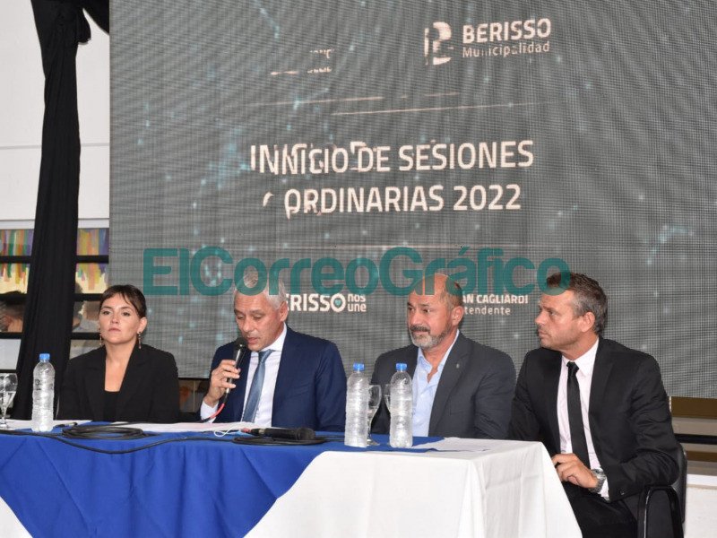 Puras promesas del gerente Cagliardi en la apertura de sesiones del Concejo Puras promesas del gerente Cagliardi en la apertura de sesiones del Concejo 6