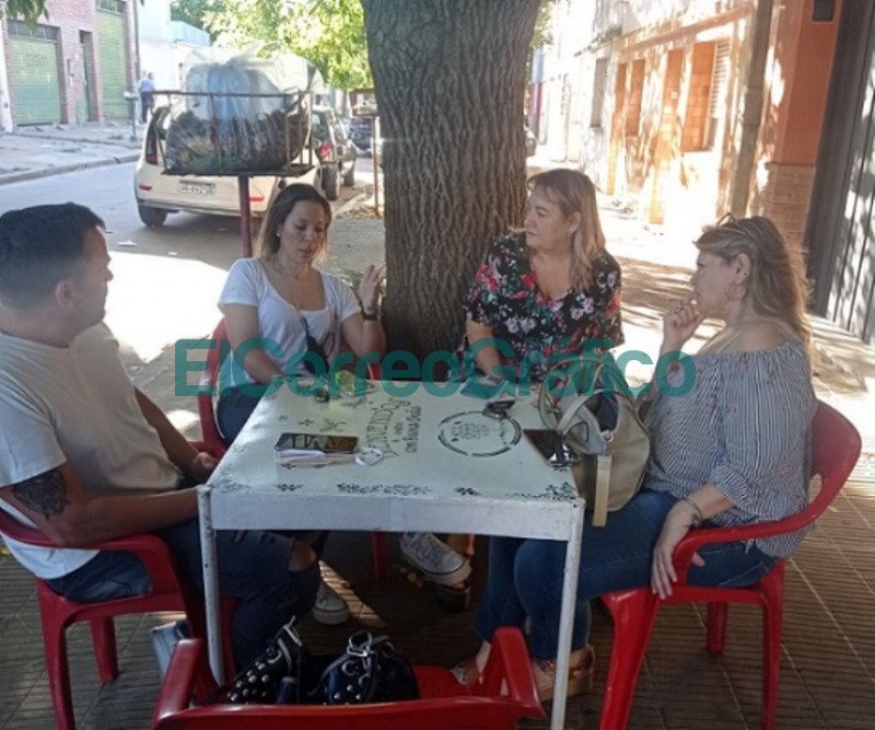 Recorrido de Pablo Swar por distintos barrios de Berisso 07