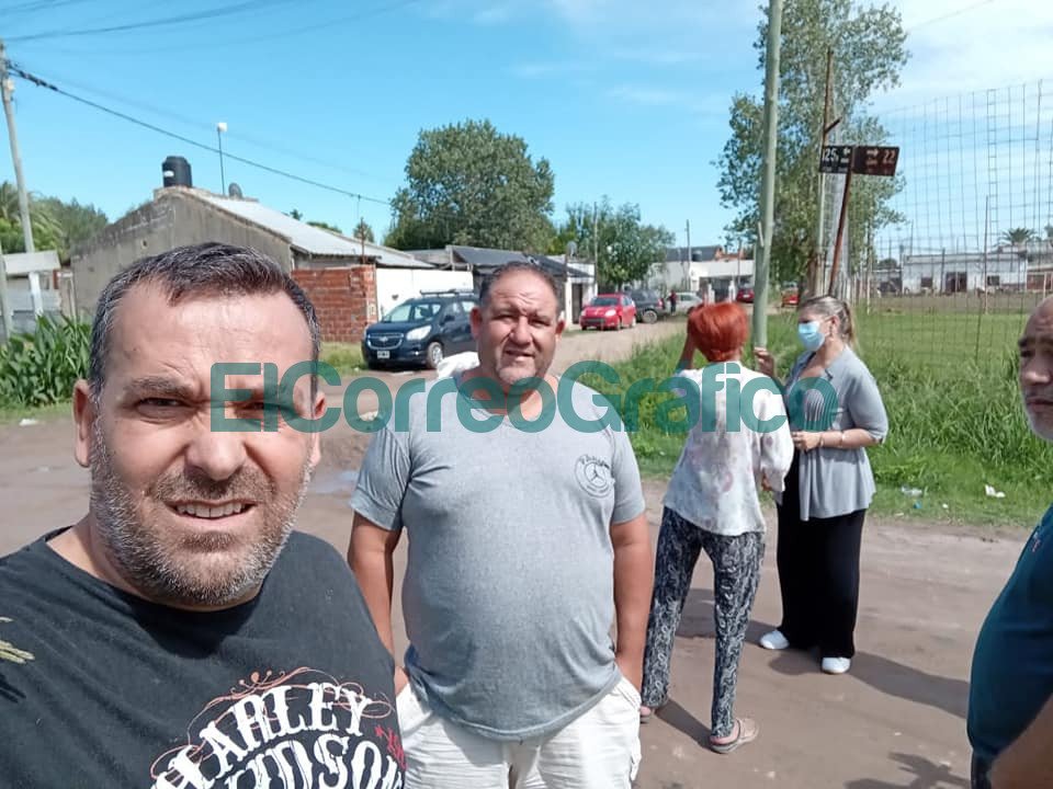 Recorrido de Pablo Swar por distintos barrios de Berisso 10