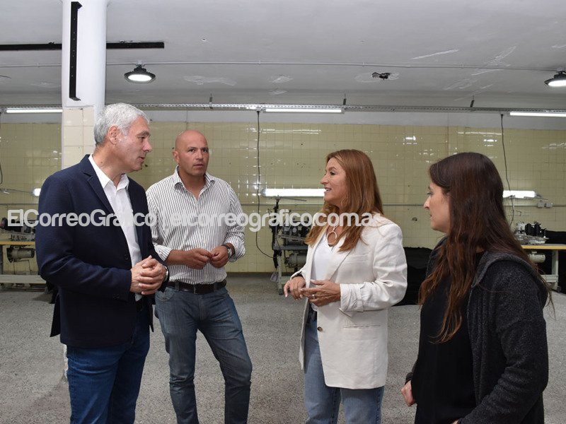 Textil comienza a funcionar en el Polígono Industrial de Berisso Textil comienza a funcionar en el Poligono Industrial de Berisso 2
