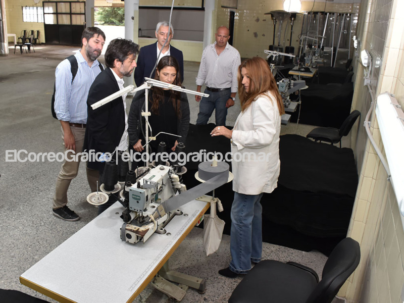 Textil comienza a funcionar en el Polígono Industrial de Berisso Textil comienza a funcionar en el Poligono Industrial de Berisso 3