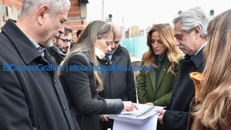 Fernandez Ferraresi y Secco entregaron 224 viviendas en Ensenada 06