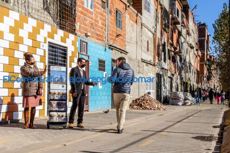 Los testigos de Jehová vuelven a las calles luego de dos años Los testigos de Jehova vuelven a las calles luego de dos anos 07