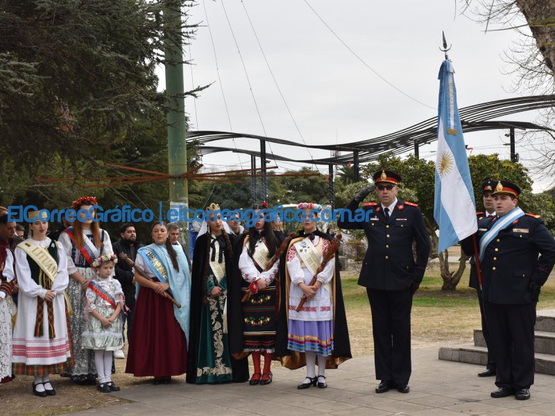 Acto oficialista por el Día de la Independencia en Berisso Acto oficialista por el Dia de la Independencia en Berisso 5