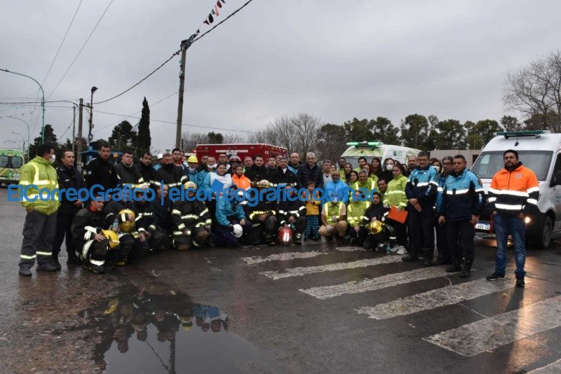 Cagliardi en un simulacro vial de lo que se vive en Berisso Cagliardi en un simulacro vial de lo que se vive en Berisso 4