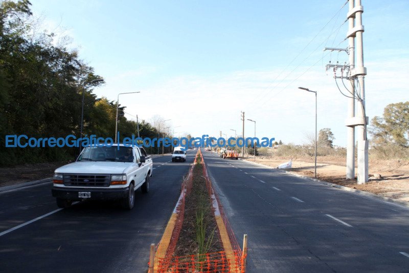 Garro inauguro el ensanche de la Avenida 31 en Hernandez 3